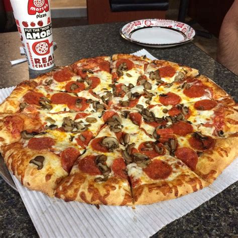 yelp pizza near me